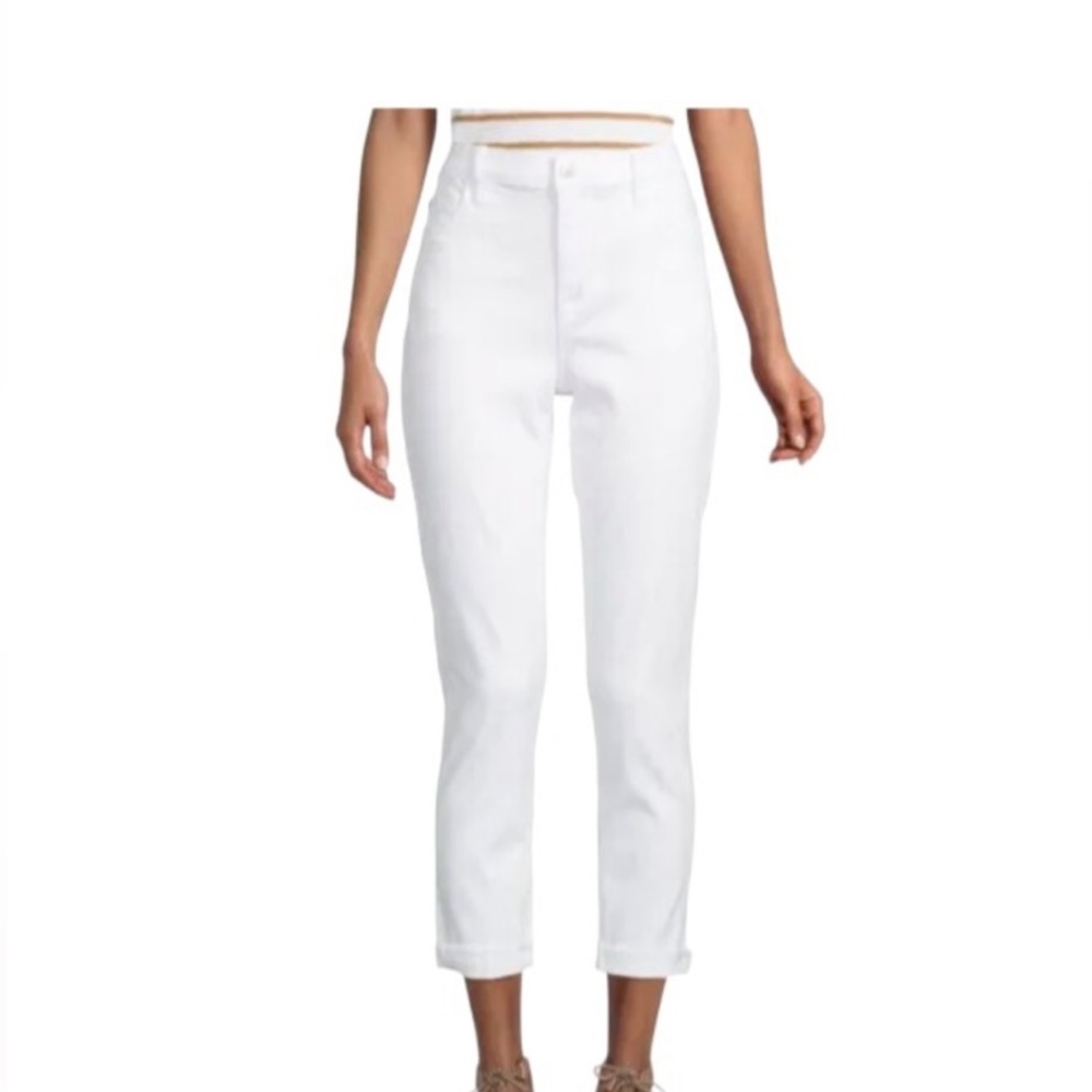 New! Natalie Midrise Slim Boyfriend Crop Jeans in Whit! Size 26!